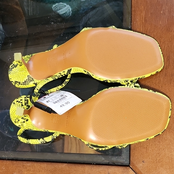 ZARA NWT Animal Print Heeled Sandals - Picture 8 of 8